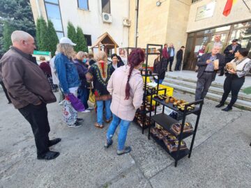 Piața volantă de la Direcția Agricolă a atras din nou sute de suceveni