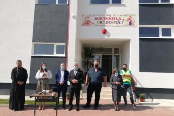 Noua gradinita din Burdujeni Sat a fost inaugurata in prima zi de scoala
