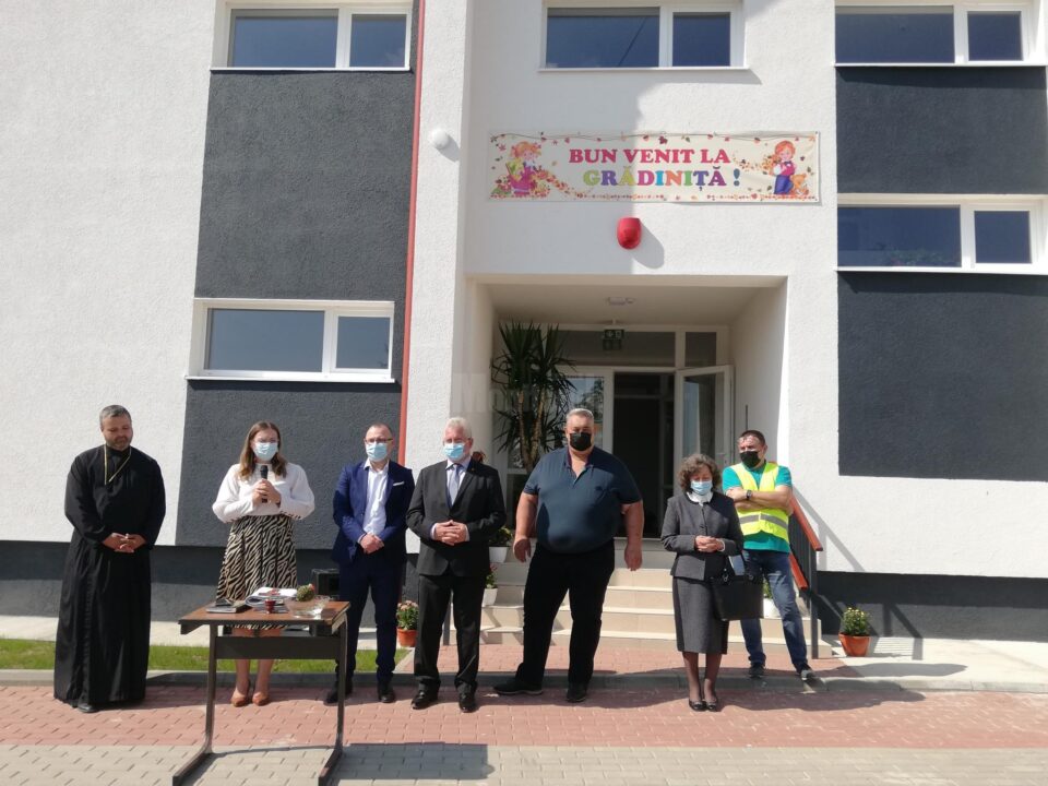 Noua gradinita din Burdujeni Sat a fost inaugurata in prima zi de scoala