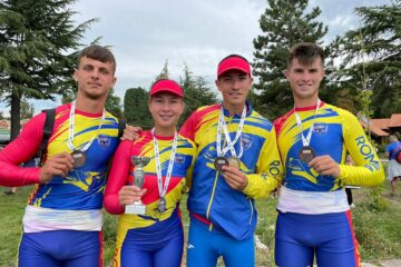 Patru dintre canotorii de la CSM Suceava, medaliați la Balcaniada de juniori