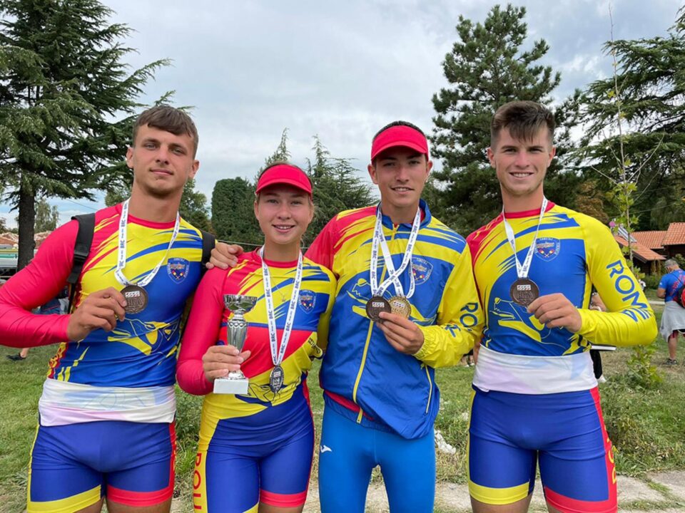 Patru dintre canotorii de la CSM Suceava, medaliați la Balcaniada de juniori