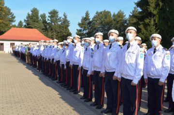Prima defilare pentru 120 de boboci, la Colegiul Național Militar „Ștefan cel Mare”