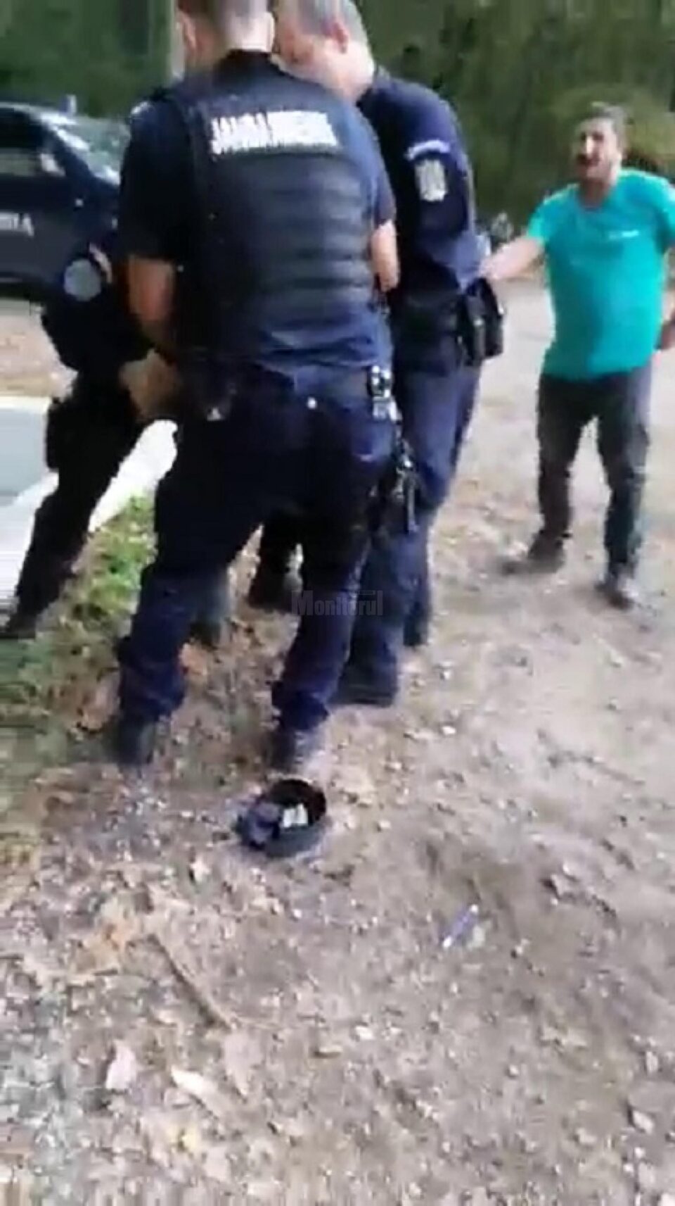 Jandarmii au fost nevoiți să intervină în forță