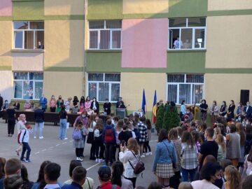 Deschiderea noului an școlar la Colegiul Național „Mihai Eminescu” Suceava