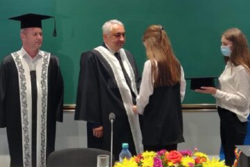 Rectorul USV, Valentin Popa, distins cu titlul de Doctor Honoris Causa la Chișinău