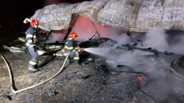 Pagube mari după un incendiu izbucnit în curtea lăcașului de cult Casa tuturor popoarelor