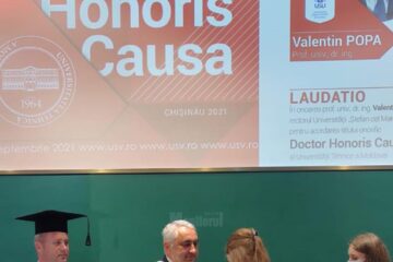 Rectorul USV, Valentin Popa, distins cu titlul de Doctor Honoris Causa la Chișinău