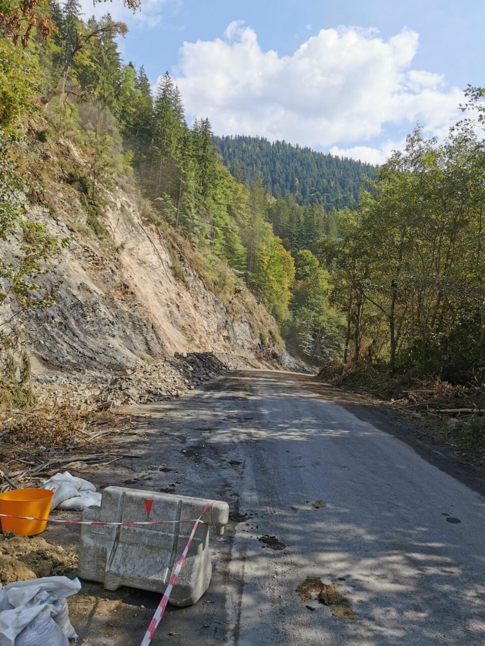 Zona de drum care trebuie protejata printr-o lucrare de amploare
