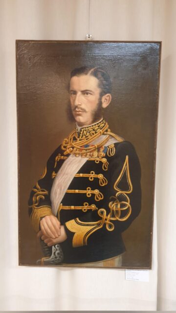 Piese din colecțiile aflate în patrimoniul Muzeului Național Peleș, expuse la Muzeul de Istorie Suceava