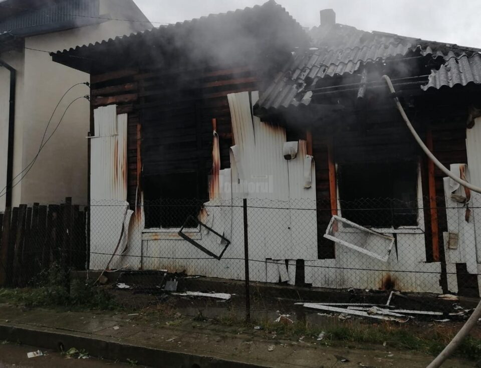 Locuința cuprinsă de incendiu