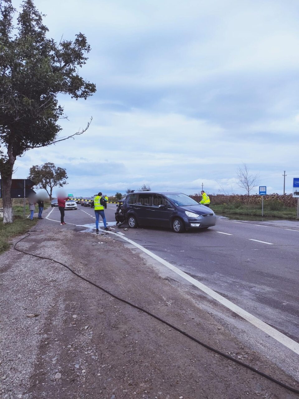 Coliziune față-spate, duminică dimineață, pe E 85