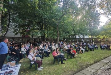 “O lume minunată”, lansată de Neculai Roșca, la Hanul Domnesc