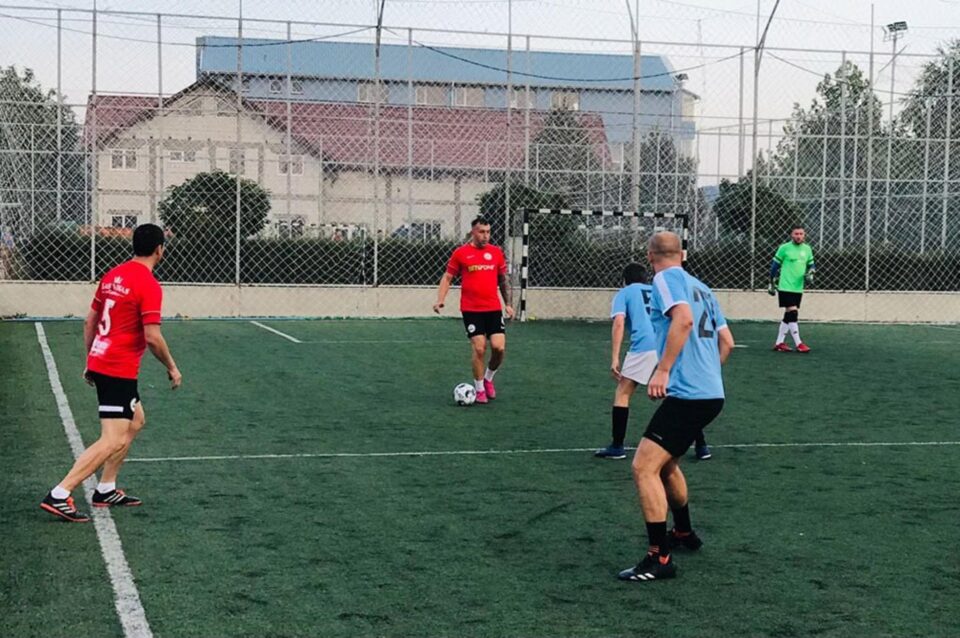 Partidele campionatului de old-boys se dispută la Civica Sport Center