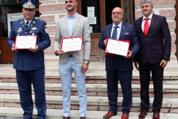 Cetățenii de onoare și primarul Cătălin Coman