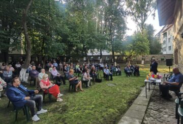 Lansarea celei de-a cincea cărți semnate de jurnalistul și scriitorul Neculai Roșca - „O lume minunată” la „Hanul Domnesc”
