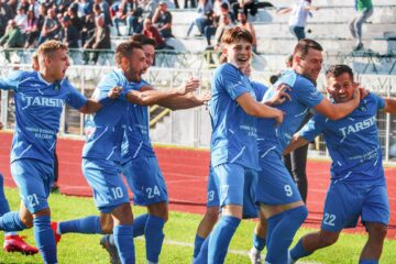 Bucuria rădăuțenilor de după unul dintre cele mai rapide goluri din istoria fotbalului mondial. Foto Cristian Plosceac