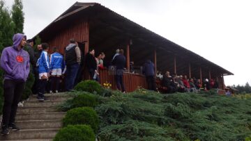 Aproximativ 150 de copii au jucat rugby-touch, la Berchișești