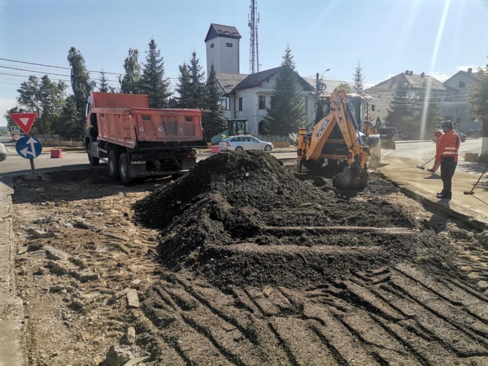 Sens giratoriu pentru fluidizarea traficului, la Marginea