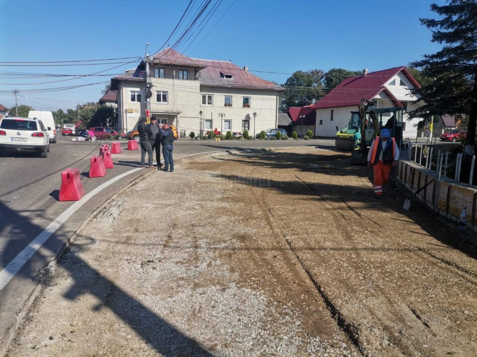 Sens giratoriu pentru fluidizarea traficului, la Marginea