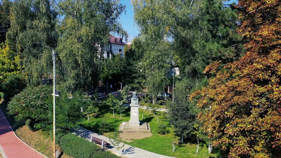 Parcul Simion Florea Marian, modernizat, odată cu strada și parcarea aferentă