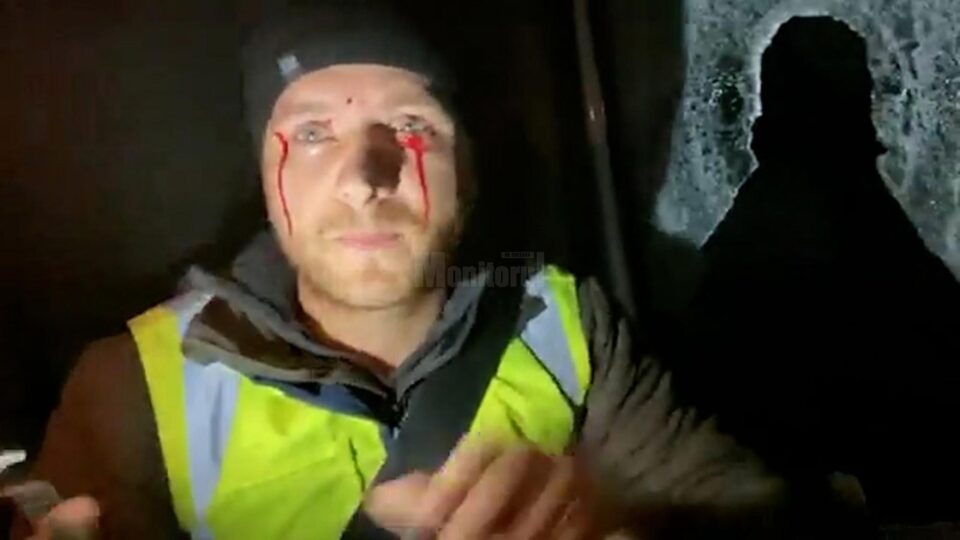 Activistul Daniel Bodnar, în luna decembrie a anului trecut, când a fost atacat în zona Mălini