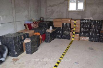 Țigări de contrabandă de aproape 100.000 de euro, ridicate din două gospodării din Vicovu de Sus