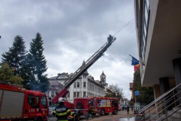 Simularea unui incendiu la Judecătoria Vatra Dornei