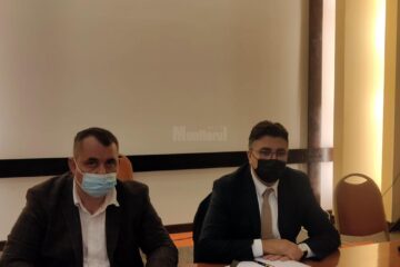 Sorin Mihai Voloșeniuc și Robert Viorel Chioveanu, președintele ANSVSA