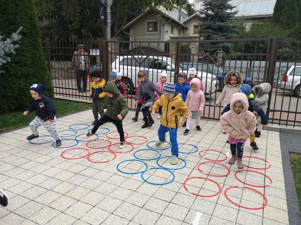Activități sportive, la Grădinițele cu Program Prelungit ,,Așchiuță” și ,,Albinuța Suceava (3).jpg