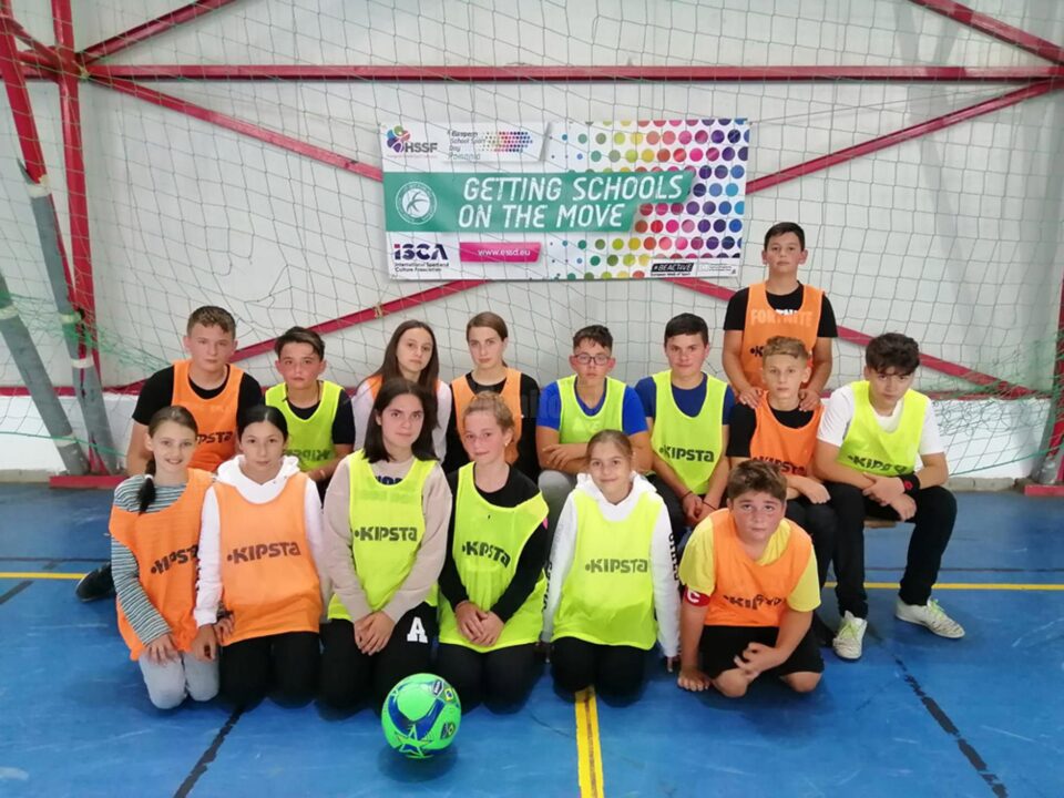 Elevii Liceului Tehnologic Cajvana au participat la numeroase activități sportive, jocuri și concursuri