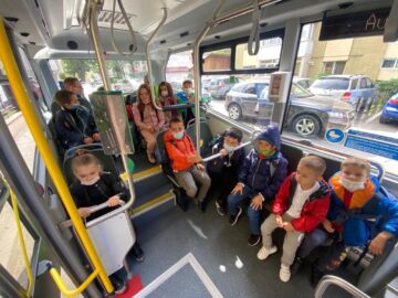 Autobuzul școlar din programul pilot circula pe traseul str. Putnei - Școala Generală Nr. 10 -3