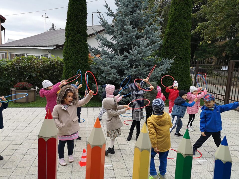 Activități sportive, la Grădinițele cu Program Prelungit ,,Așchiuță” și ,,Albinuța” Suceava