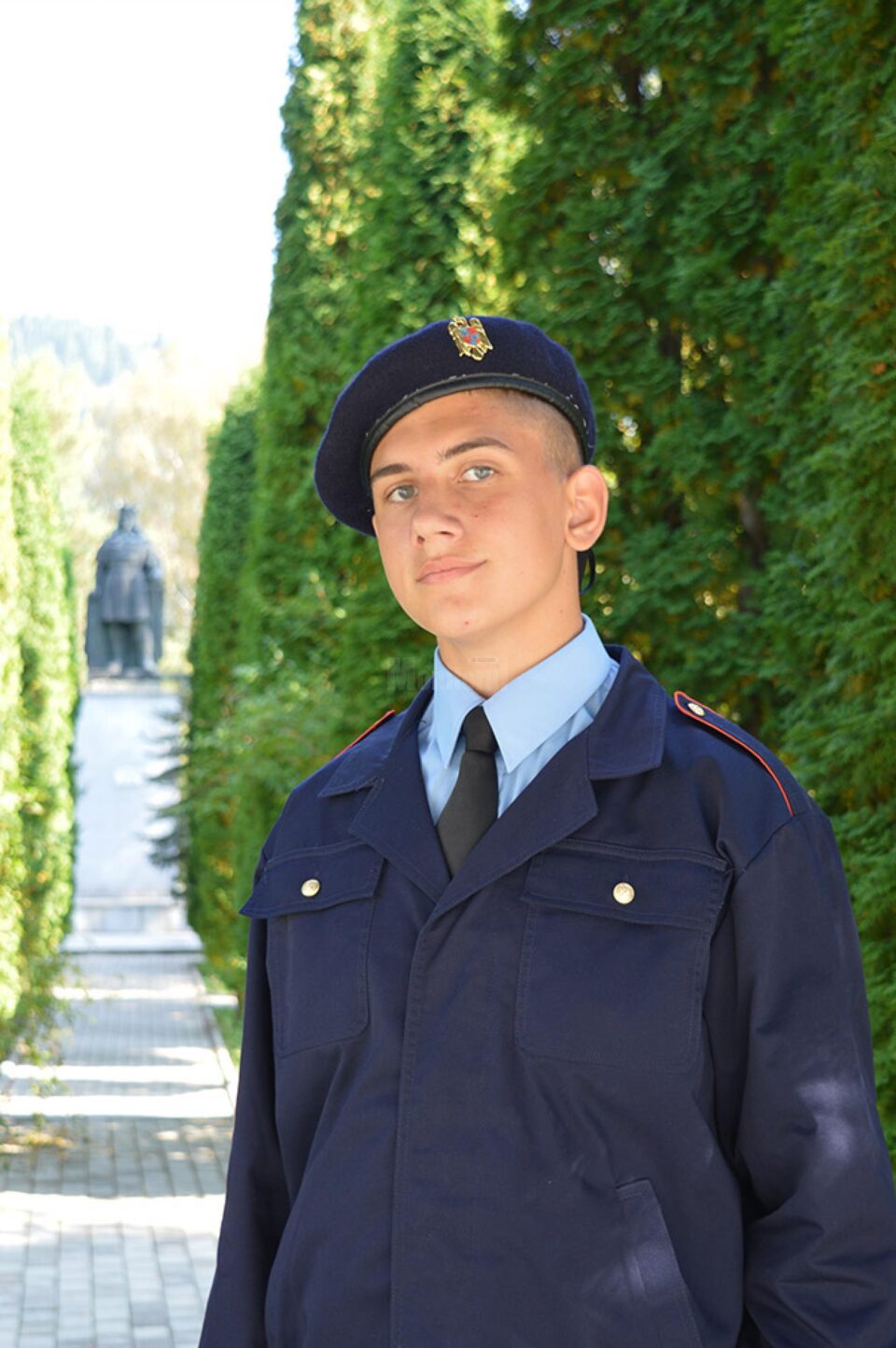 120 de „boboci” de la Colegiul Militar din Câmpulung Moldovenesc descoperă tainele vieții de cazon