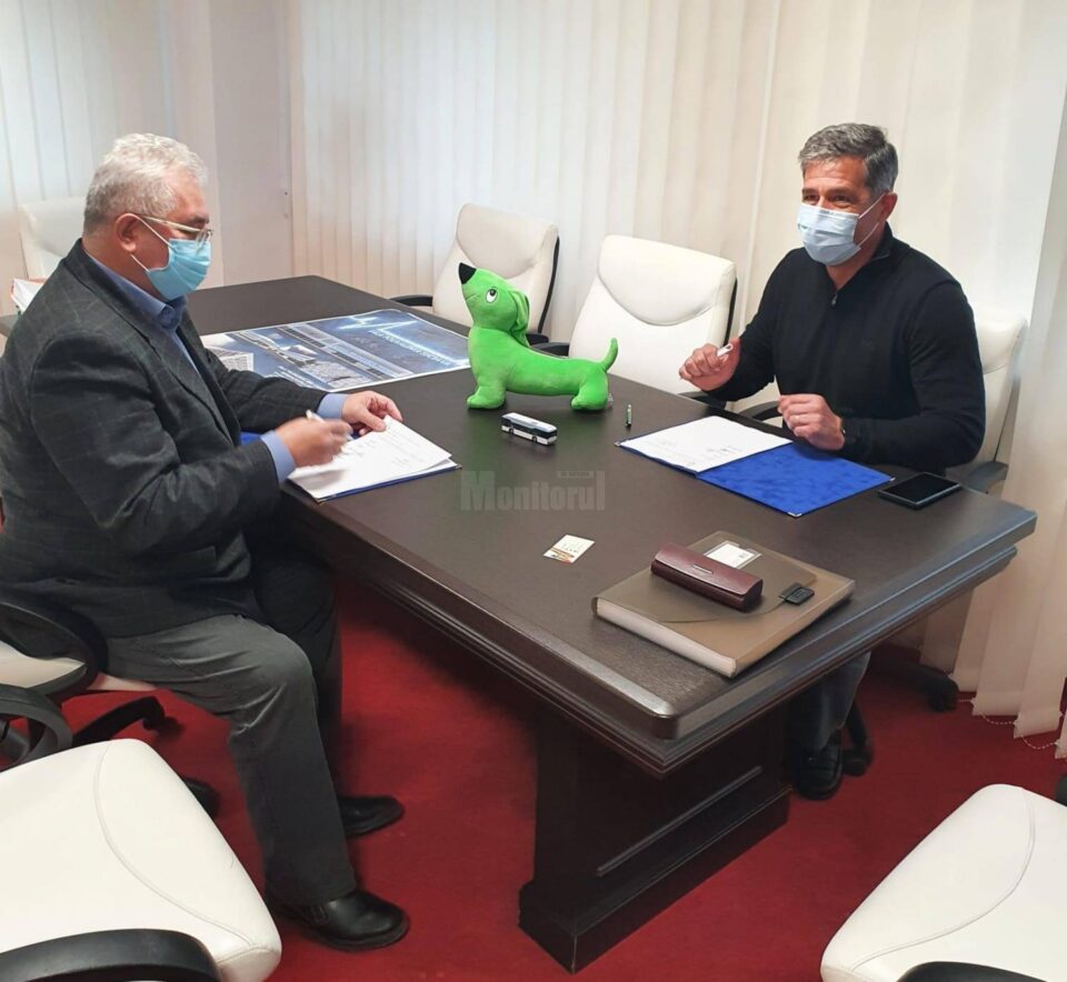Semnare contract pentru furnizarea celor 15 autobuze electrice și a 19 stații de încărcare, cu firma Solaris din Polonia
