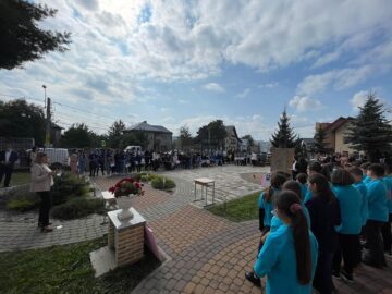 Ziua europeană a limbilor străine, marcată de elevii Liceului Tehnologic Cajvana