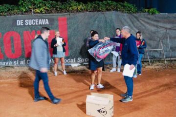 Cici Robciuc a primit trofeul destinat câștigătoarei Cupei Monitorul
