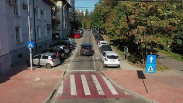 Treceri de pietoni desființate, semaforizare și bandă de stocaj pe principala arteră de circulație a Sucevei
