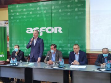 Ziua Forestierului, sărbătorită la Centrul de Pregătire și Perfecționare Profesională al forestierilor din orașul Roznov