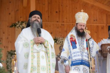 Slujbă de instalare a stareței Schitului „Maica Domnului Grabnic Ascultătoare” din Vicovu de Jos Foto Ema Motrescu
