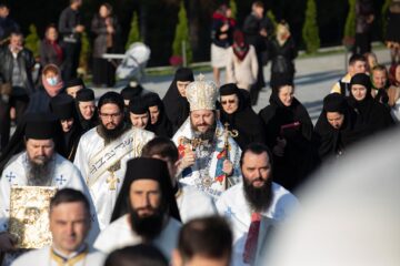Slujbă de instalare a stareței Schitului „Maica Domnului Grabnic Ascultătoare” din Vicovu de Jos Foto Ema Motrescu