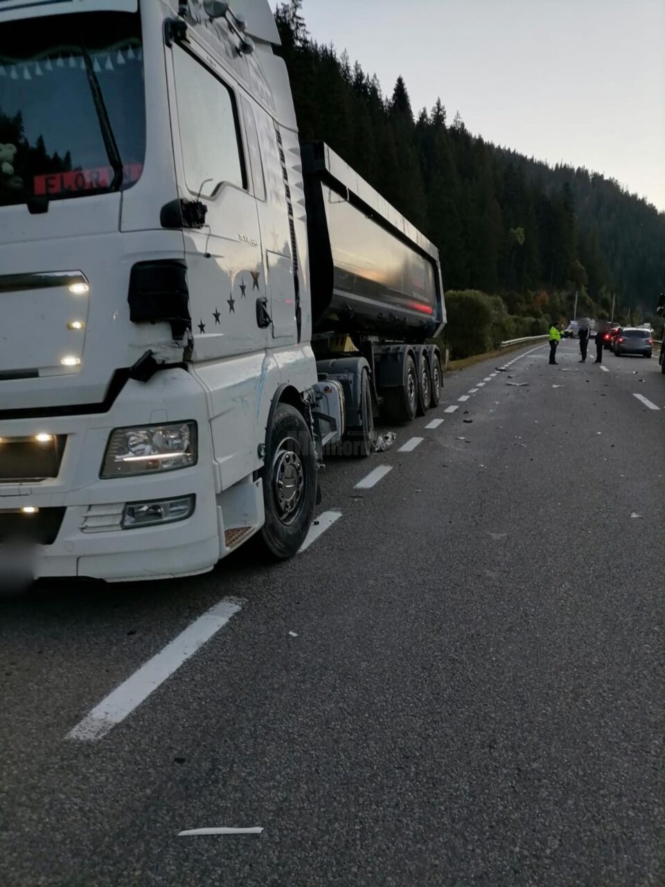O femeie a murit într-un accident petrecut dimineață la Valea Putnei