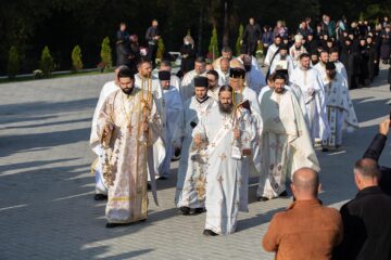 Slujbă de instalare a stareței Schitului „Maica Domnului Grabnic Ascultătoare” din Vicovu de Jos Foto Ema Motrescu