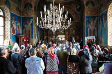 Deosebirile dintre rugăciunea particulară și rugăciunea comună