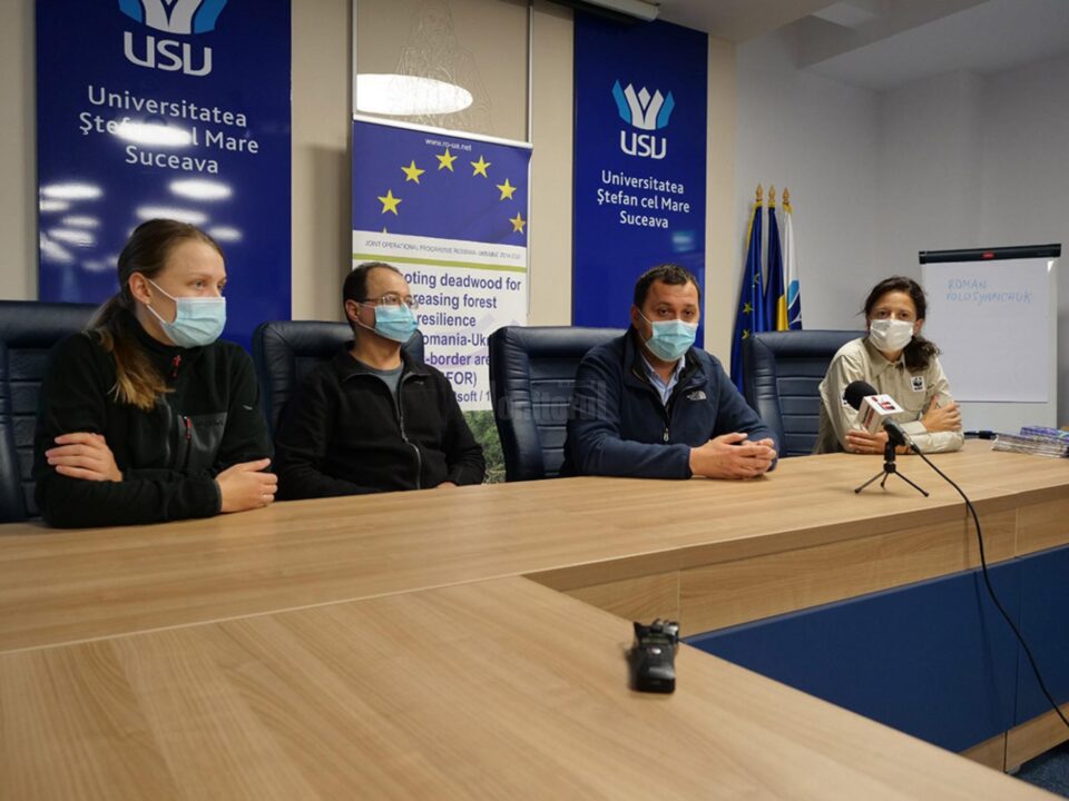 Cei implicați în proiectul transfrontalier, în conferință de presă la USV
