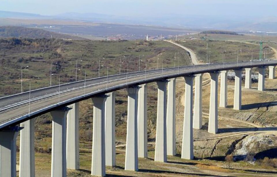 Viaduct peste calea ferată, propus pentru ruta alternativă Suceava – Botoșani
