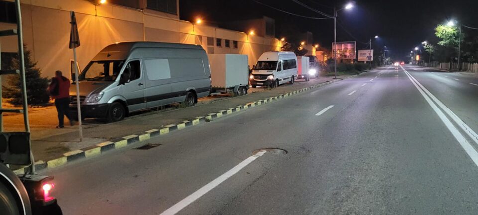 Pirații din transportul internațional de persoane, opriți în trafic
