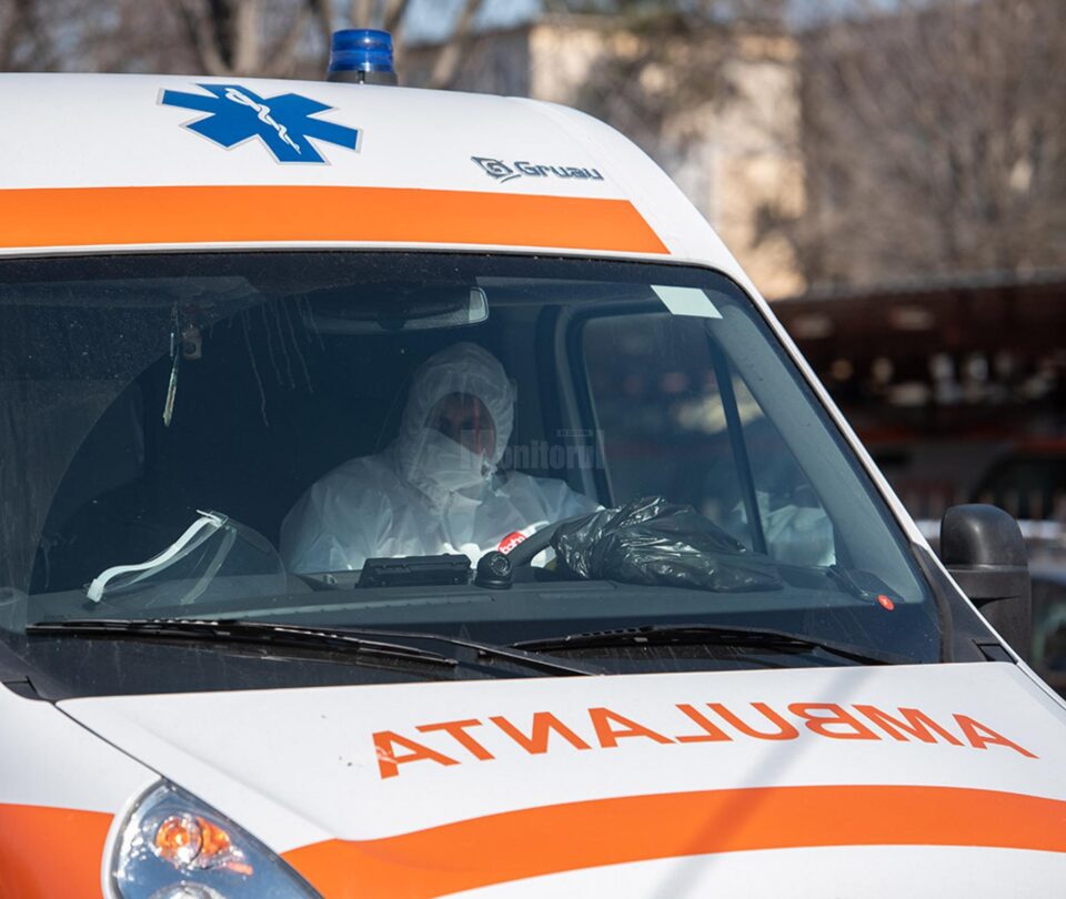 Membrii familiei au sunat la 112 pentru a cere ajutorul unui echipaj medical