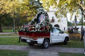 Racla cu moaștele Sfântului Mare Mucenic Ioan cel Nou FOTO Arjiepiscopia Sucevei și Rădăuților