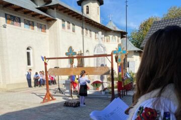 Au fost desemnați câștigătorii Concursului de toacă „Răsună toaca-n cer”
