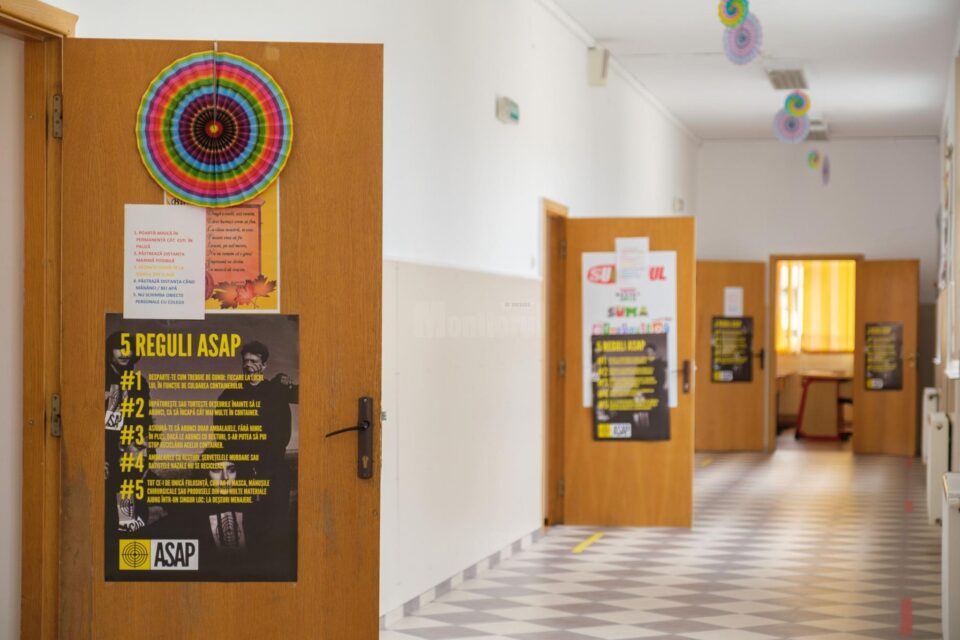 Implementarea unui sistem de colectare selectivă a deșeurilor reciclabile, în școlile sucevene Implementarea unui sistem de colectare selectivă a deșeurilor reciclabile, în școlile sucevene